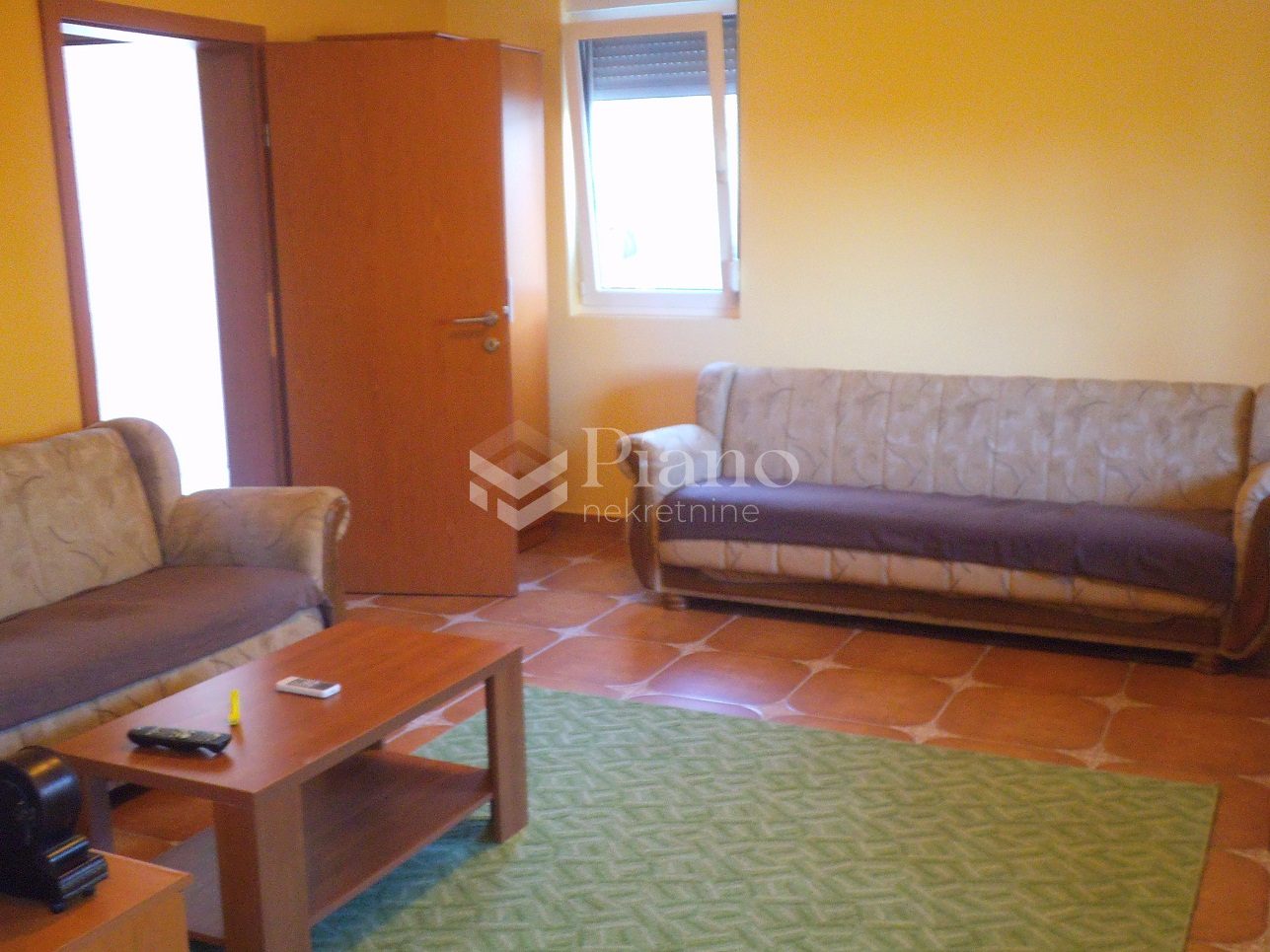 Jednosoban namješten stan kod Ekonomskog fakulteta