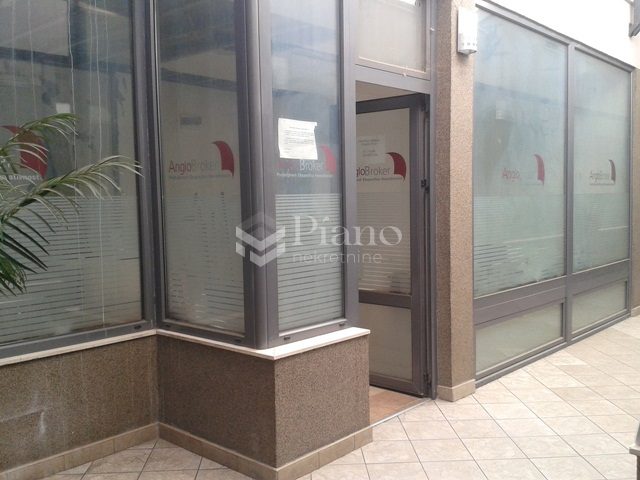 Poslovni prostor u strogom centru grada 