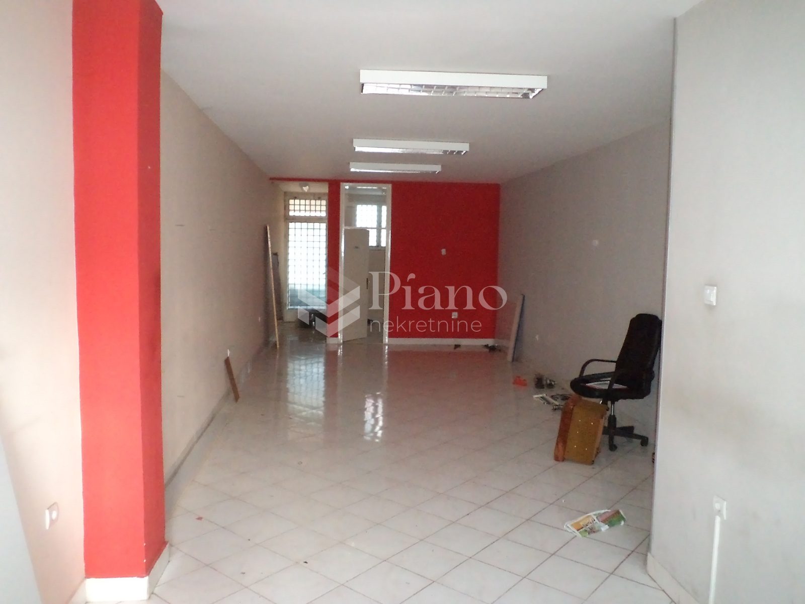 Poslovni prostor, Drač 