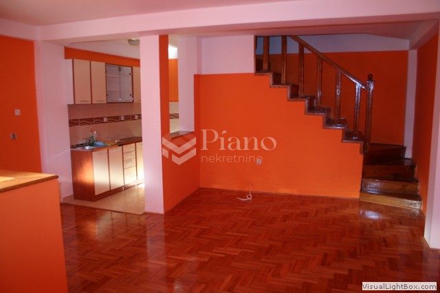 Nenamještena kuća, Stara Varoš