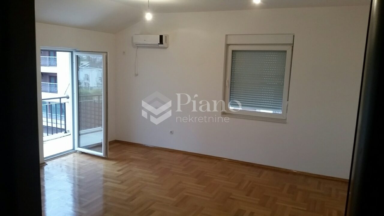 Nenamješten jednosoban stan kod Vezirovog mosta