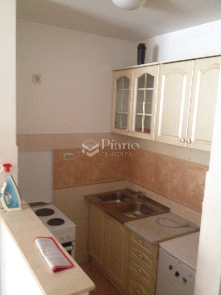 Jednosoban stan kod Hrama 