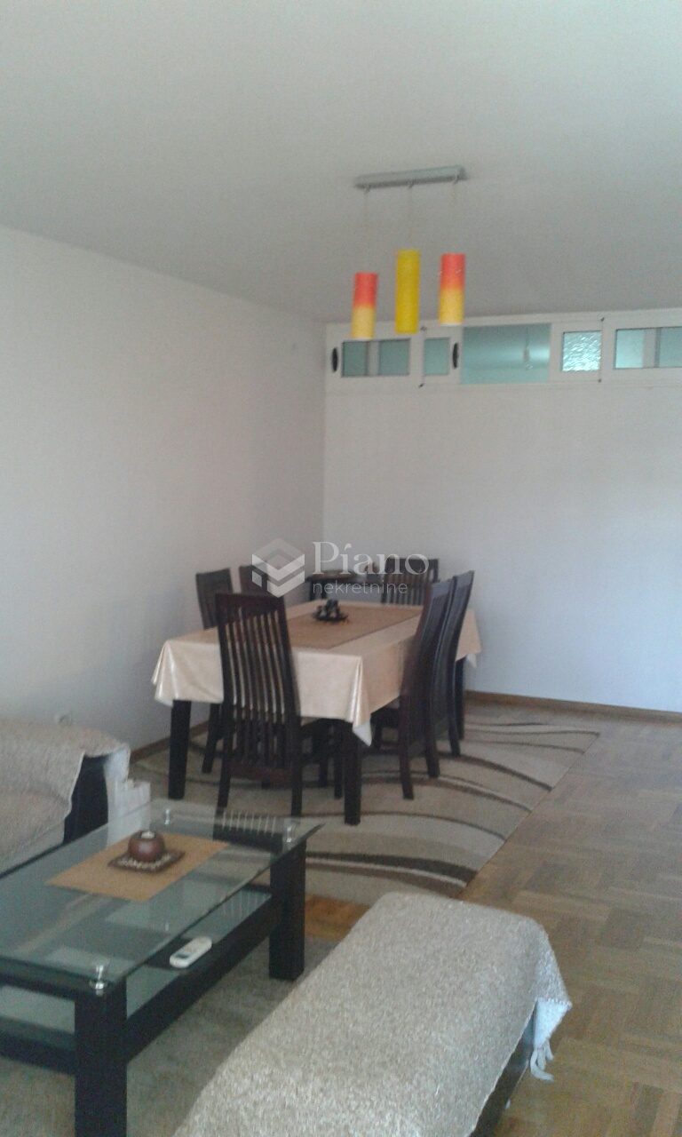 Furnished two-bedrooms apartment in Stari Aerodrom