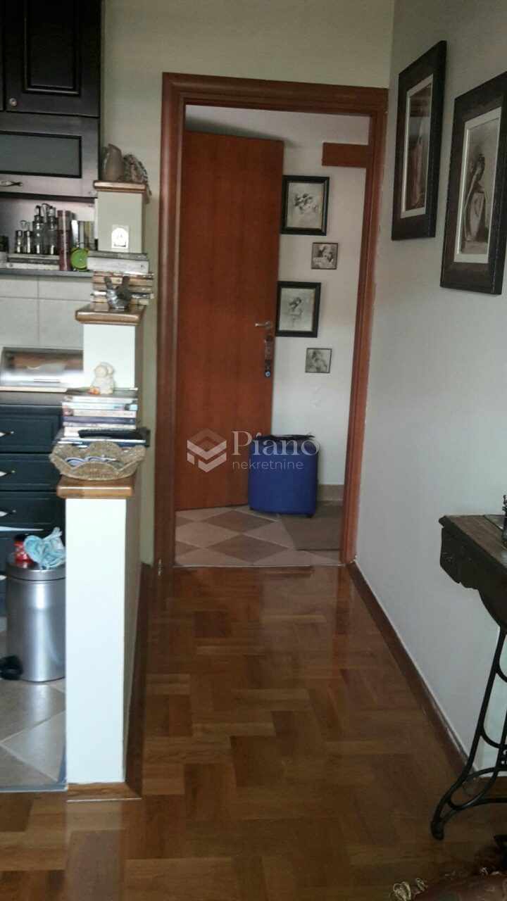 LIJEPO NAMJEŠTEN JEDNOSOBAN STAN, VEZIROV MOST