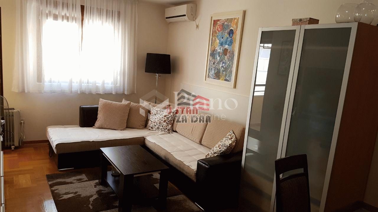 One bedroom furnished apartment at Stari aerodrom