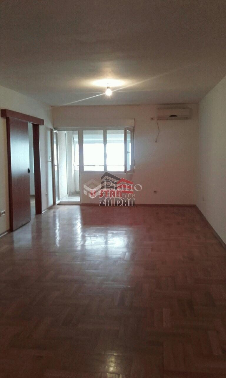 One bedroom unfurnished apartment at Stari aerodrom
