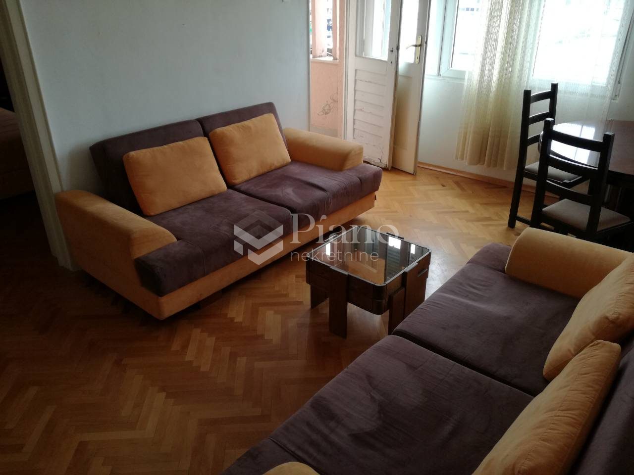 One bedroom furnished apartment in city centre