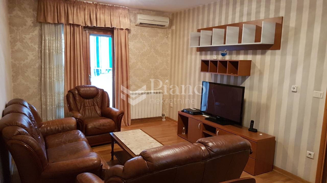 Two bedroom furnished apartment Preko Morače