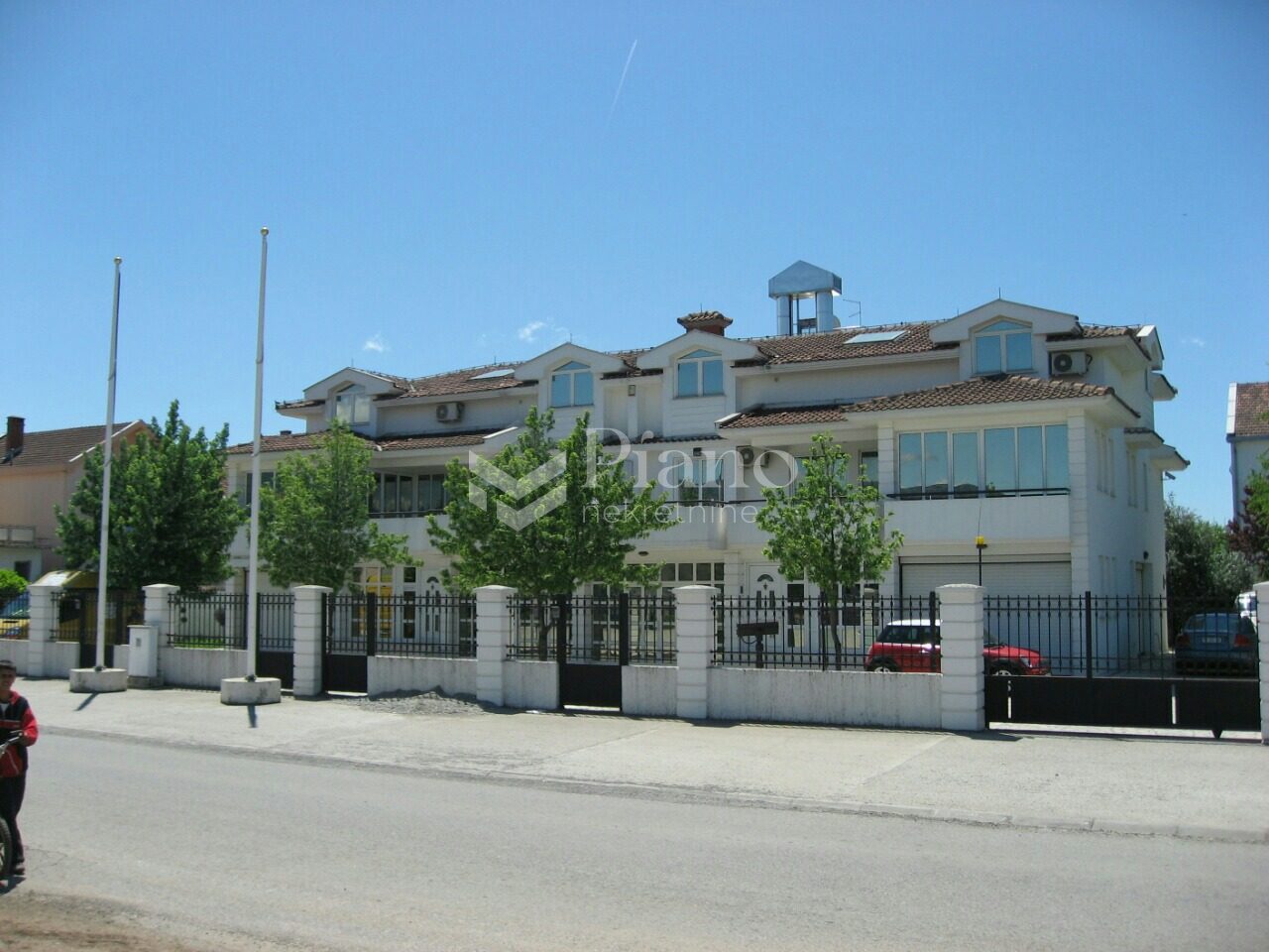 Lux poslovno - kancelarijski prostor na Starom Aerodromu