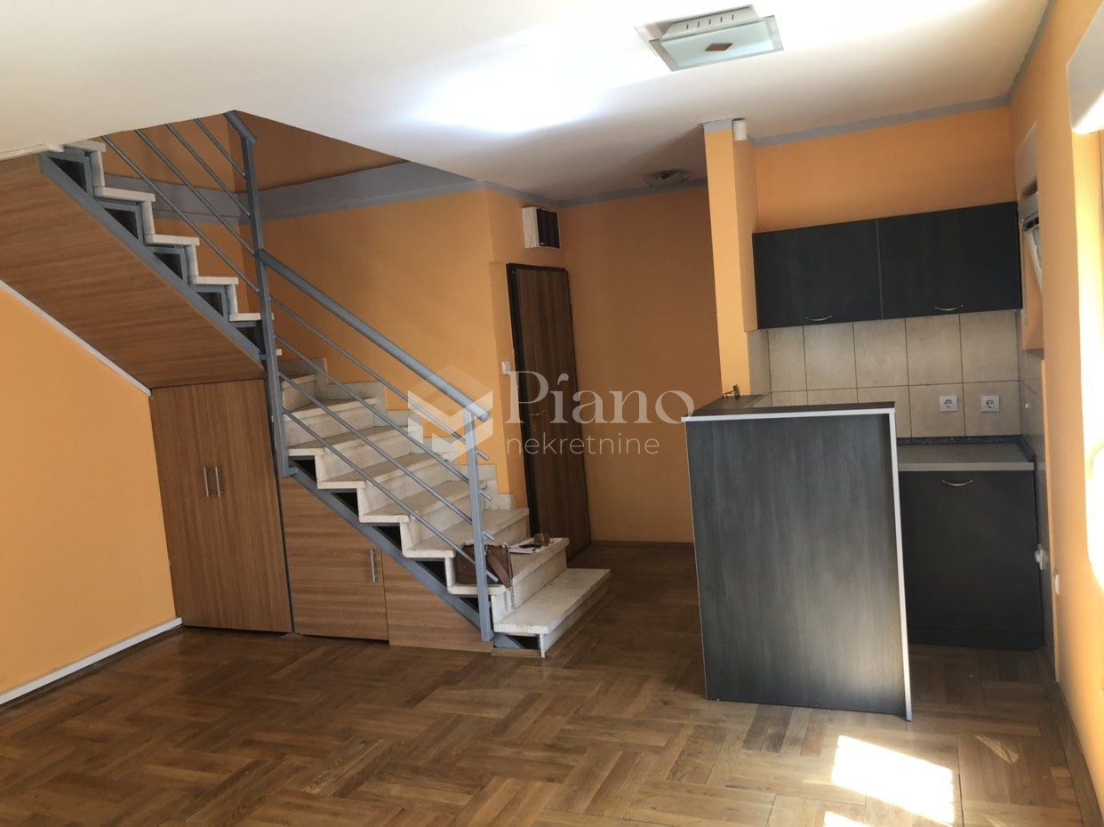 Nenamješten poslovni prostor na Starom Aerodromu