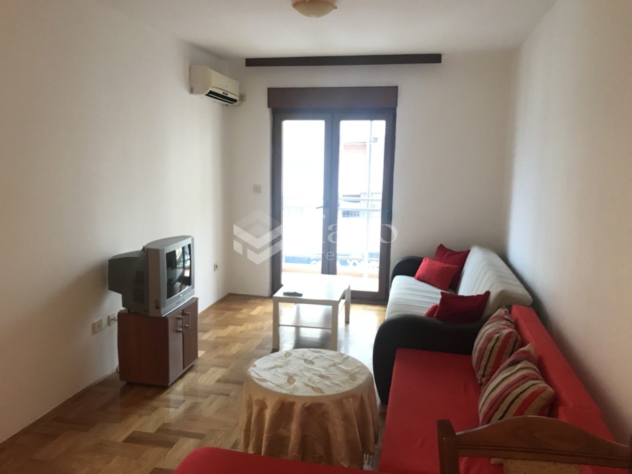 Furnished one-bedroom apartment in Stari Aerodrom