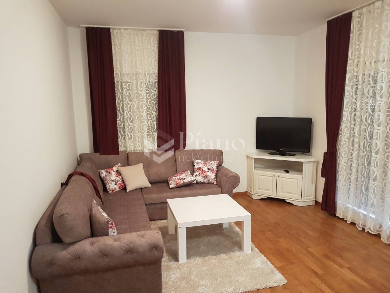 Furnished one-bedroom apartment in City kvart