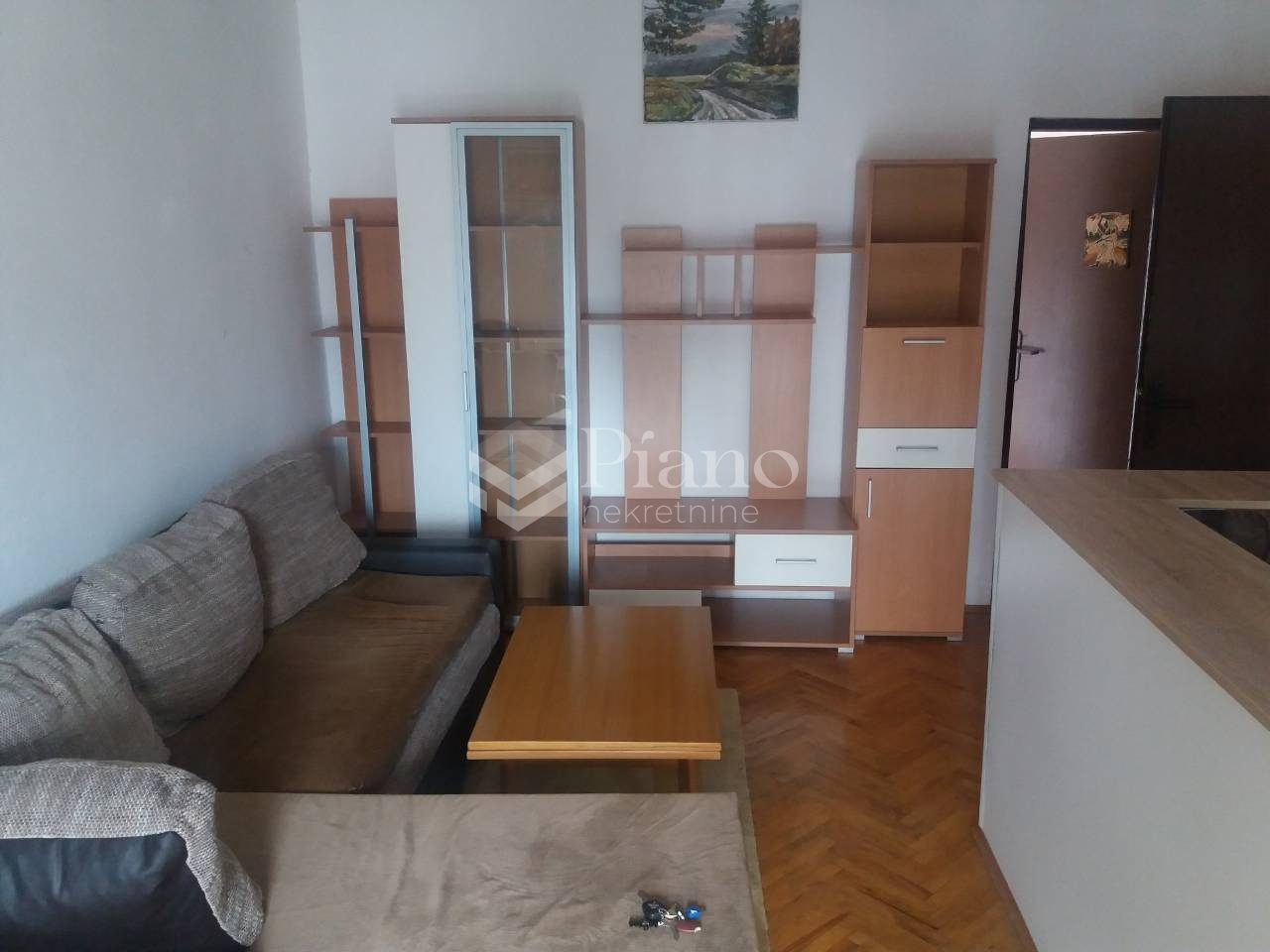 Furnished two-bedrooms apartment in Stari Aerodrom