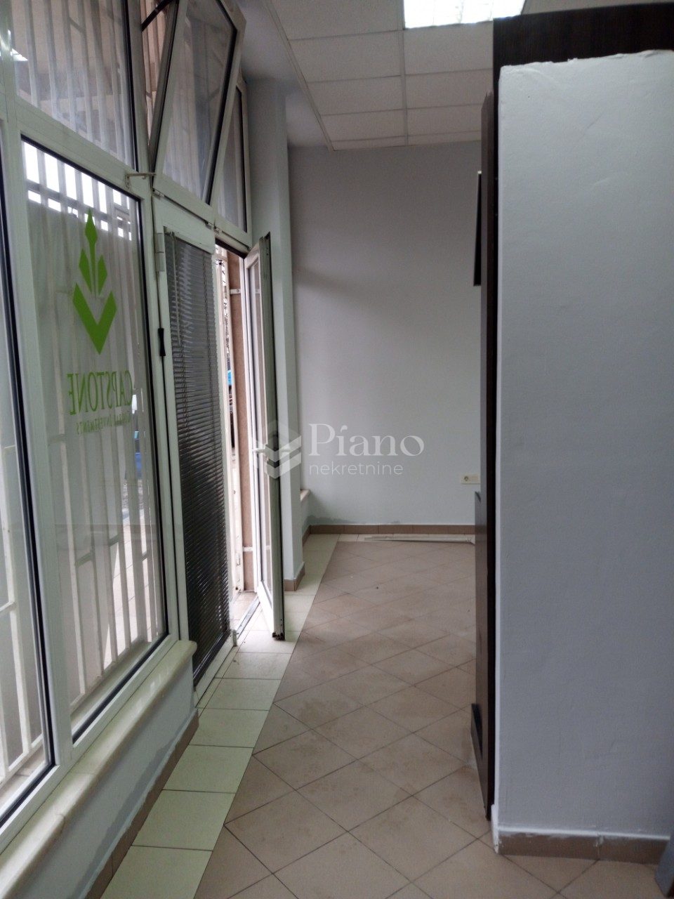 Unfurnished office space in Zabjelo