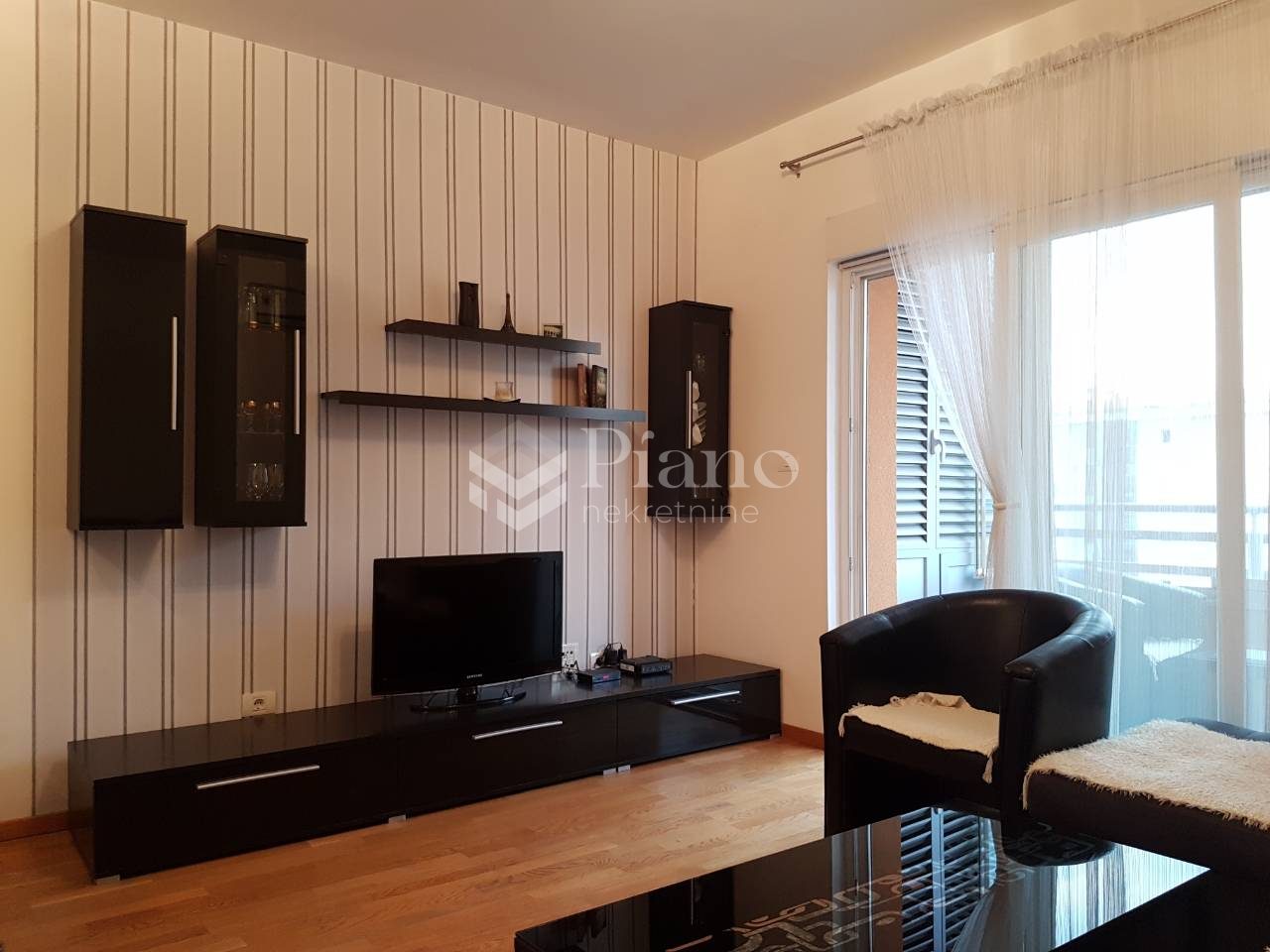 Furnished two-bedrooms apartment in City kvart