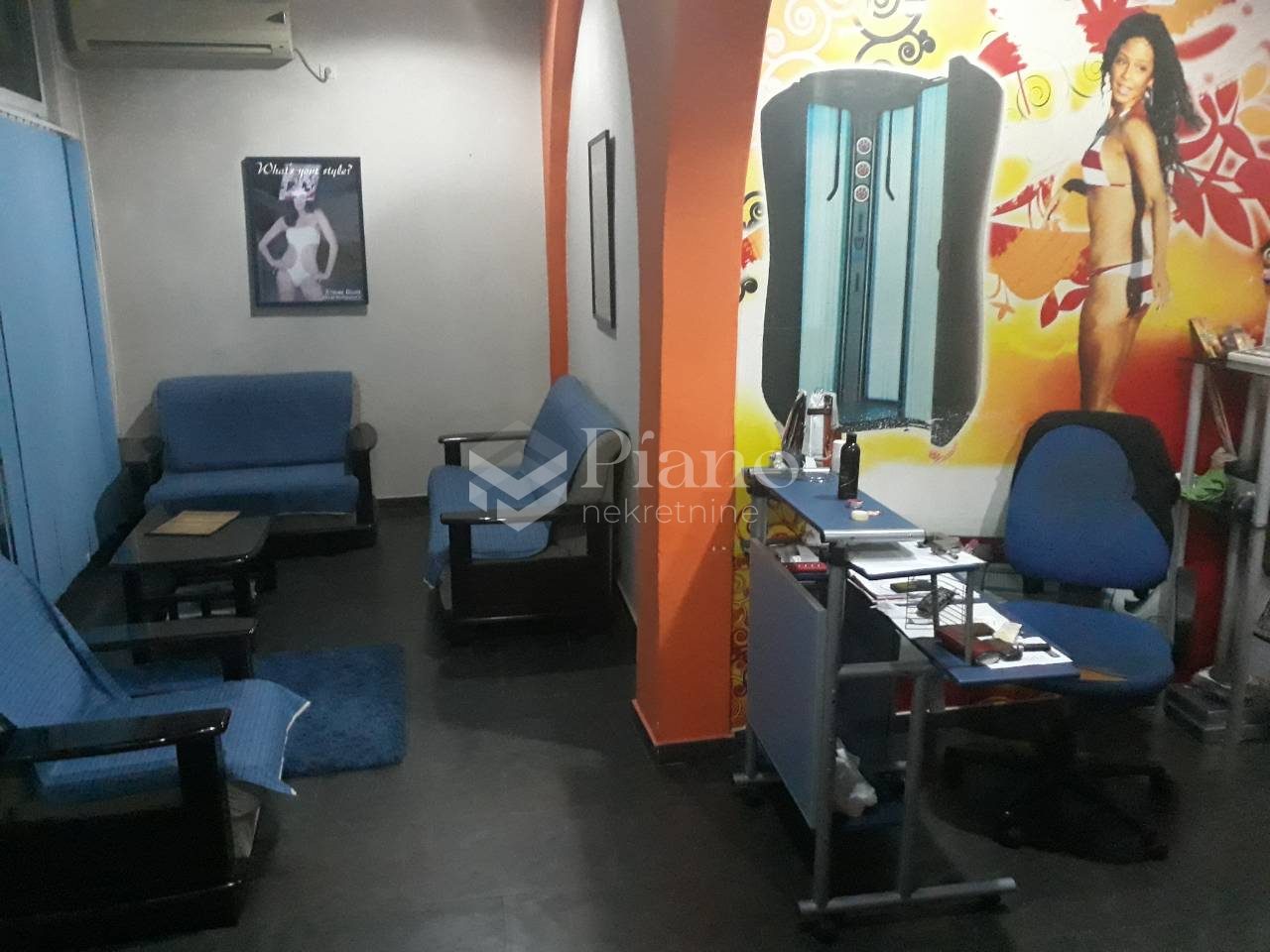Furnished office space in the city center 