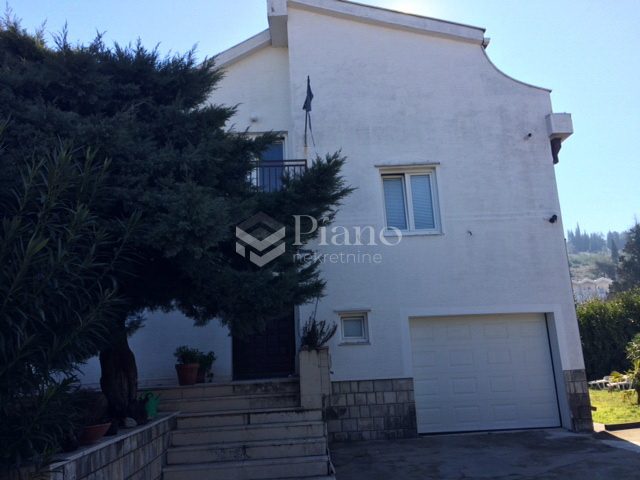 Namještena kuća u Zagoriču