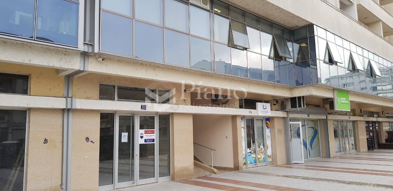 Nenamješten poslovni prostor Preko Morače