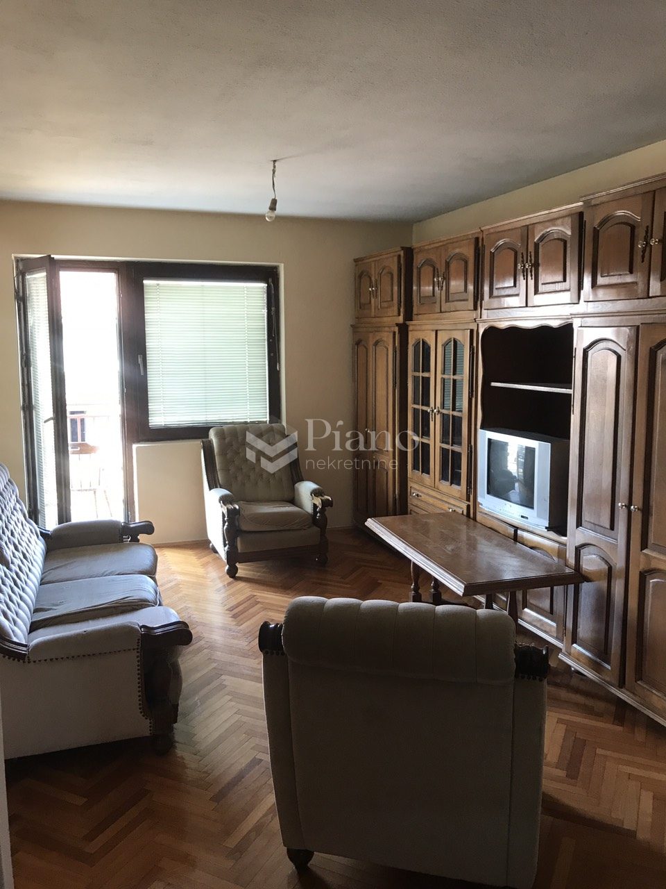 Three-bedroom furnished apartment Old Airport