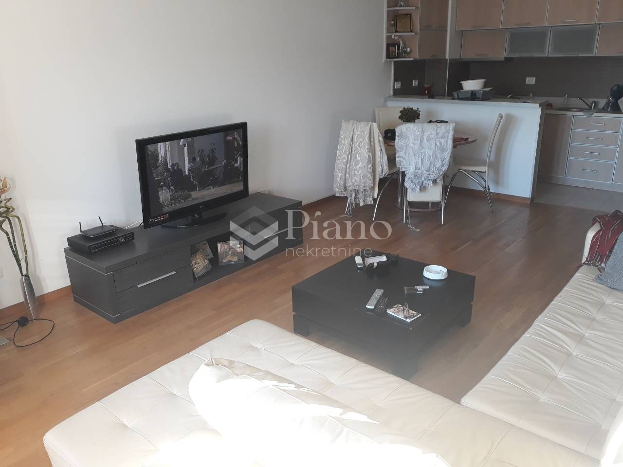 Furnished one-bedroom apartment in City kvart