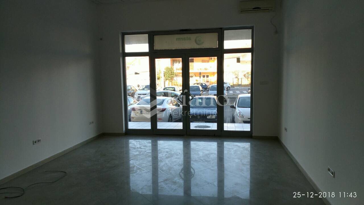 Unfurnished office space in Old Airport