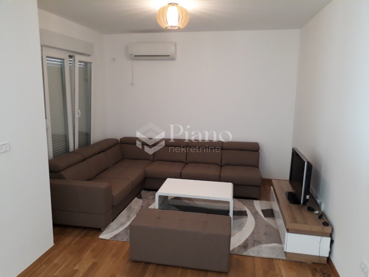 Furnished one-bedroom apartment in City kvart