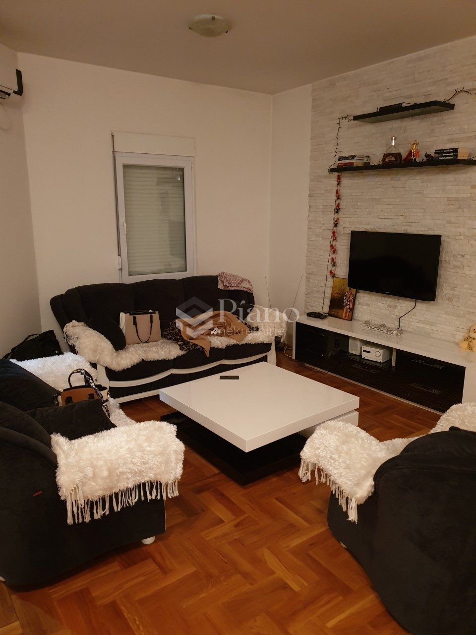 One bedroom furnished apartment next to City kvart