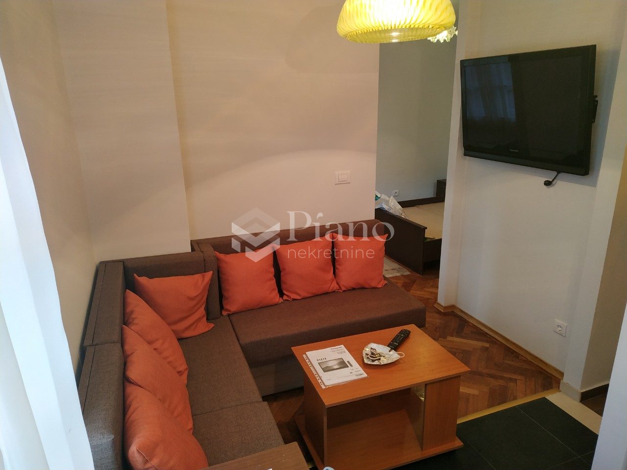 One bedroom furnished apartment in city center