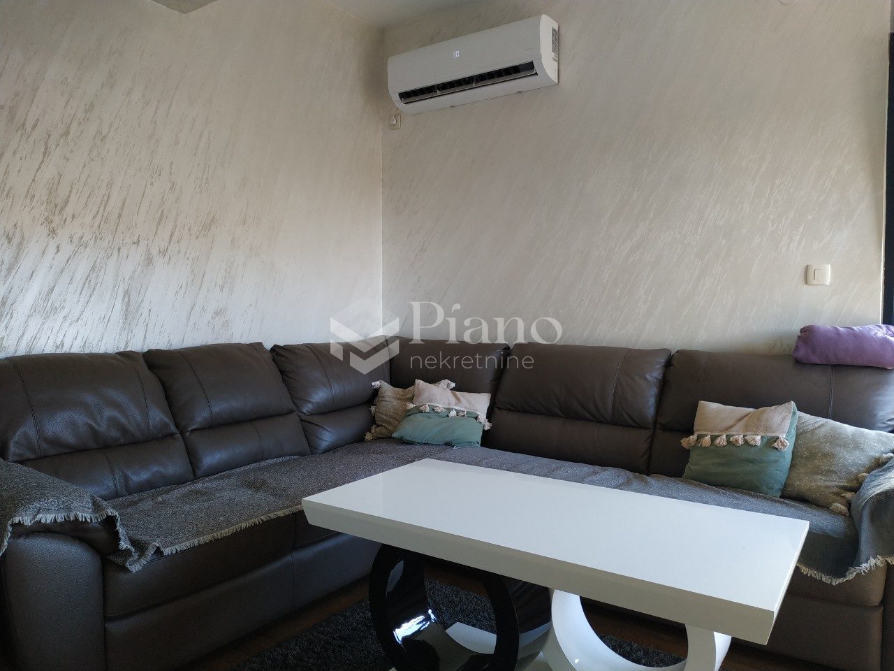 Two bedroom furnished apartment in City district