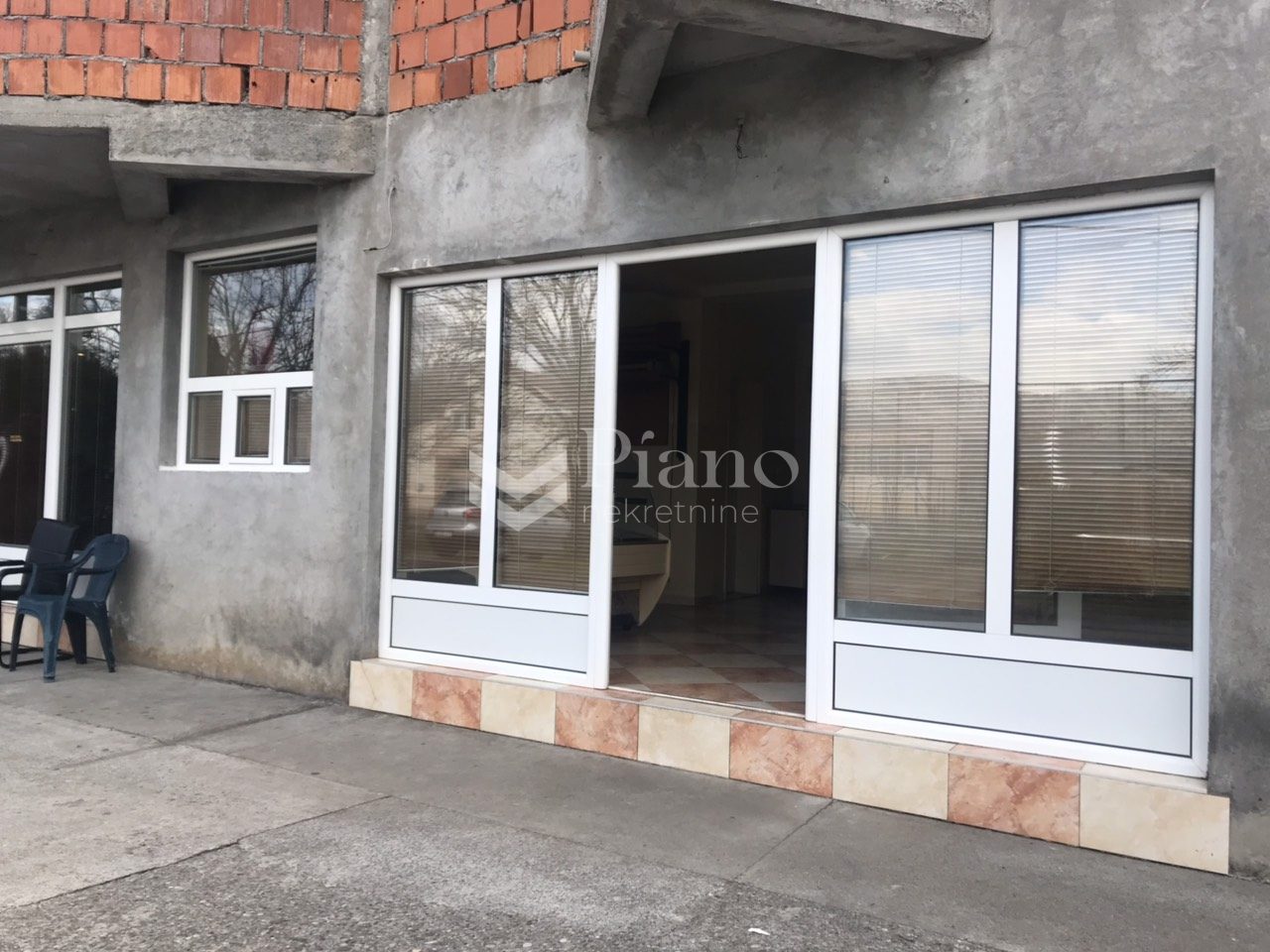 Unfurnished office space in Zagoric