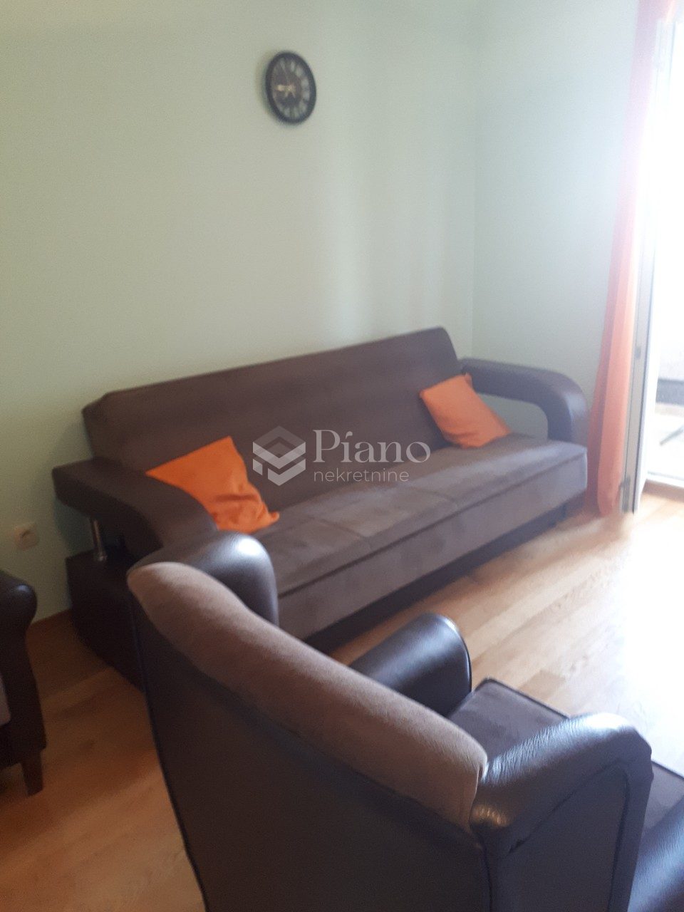 Namještena garsonjera u Bloku 6