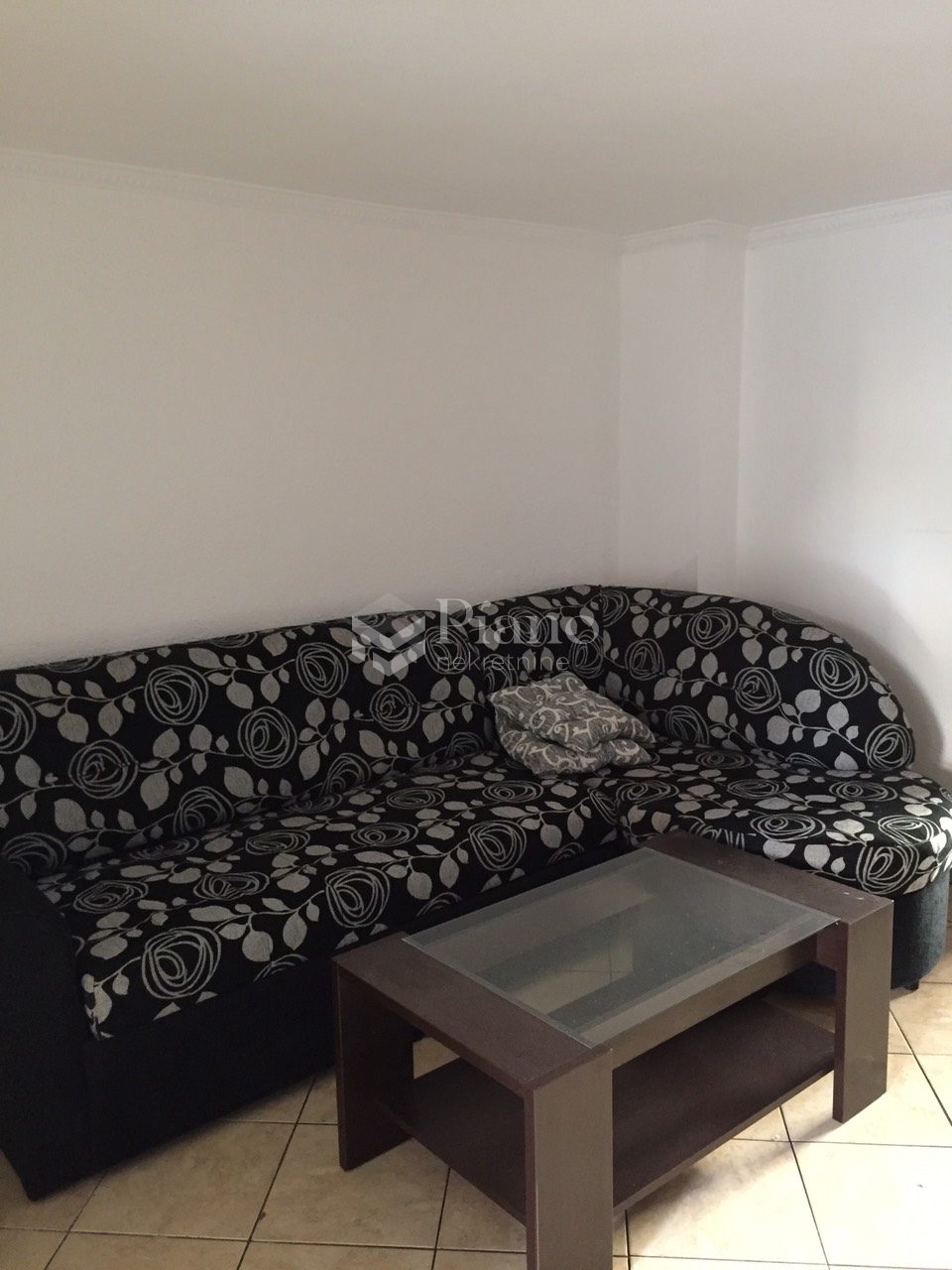 Big furnished apartment in Old Airport