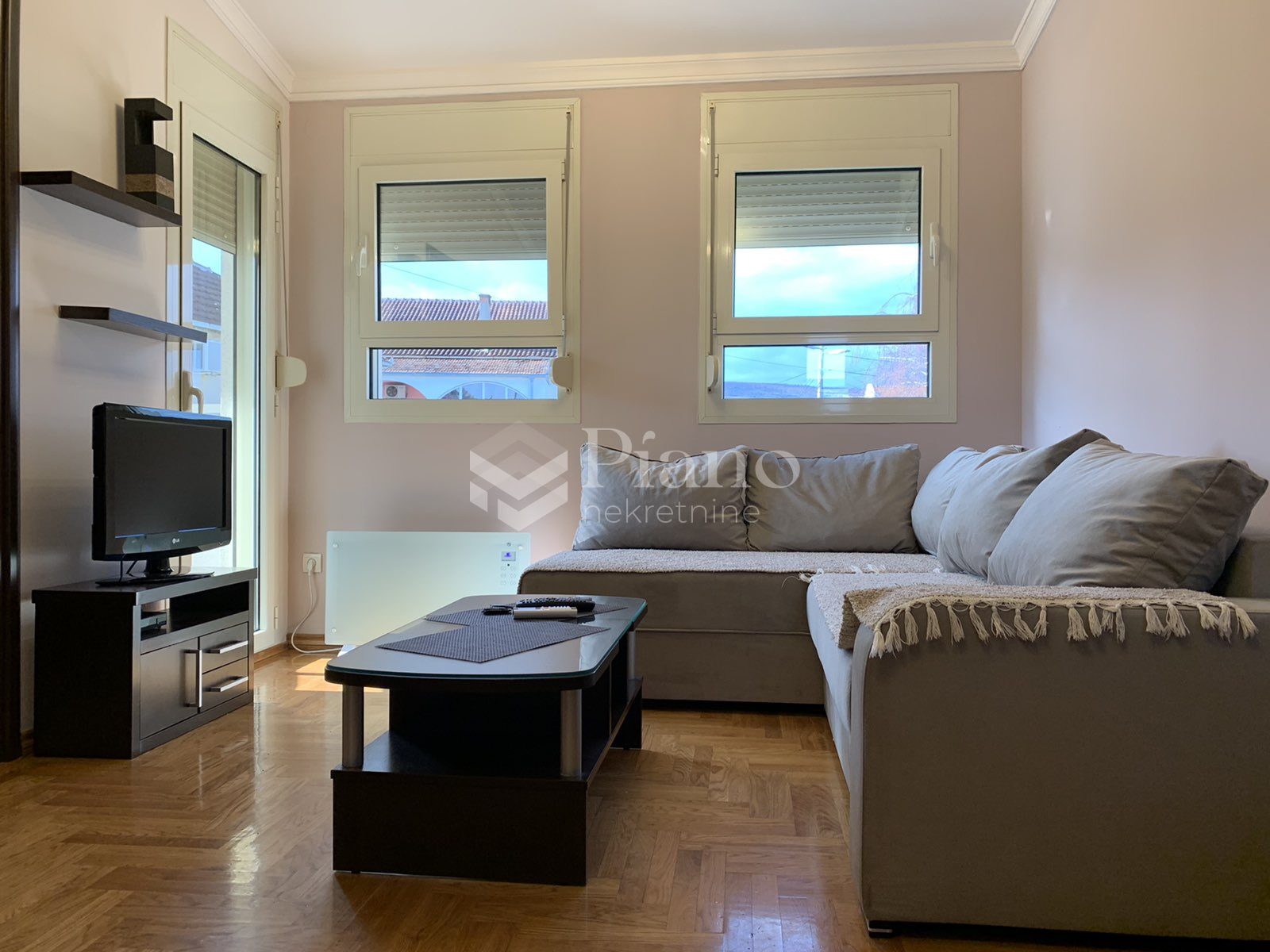 Jednosoban namješten stan u Dalmatinskoj ulici