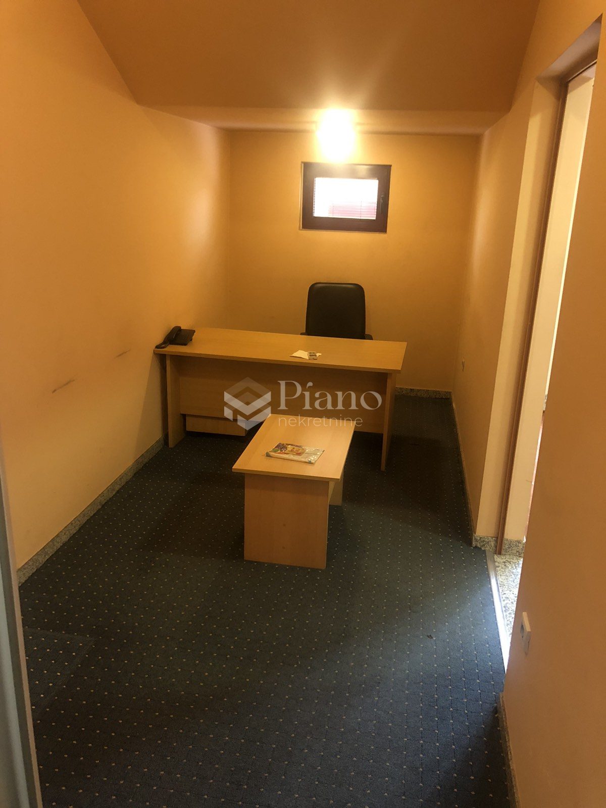 Polunamješten poslovni prostor Preko Morače