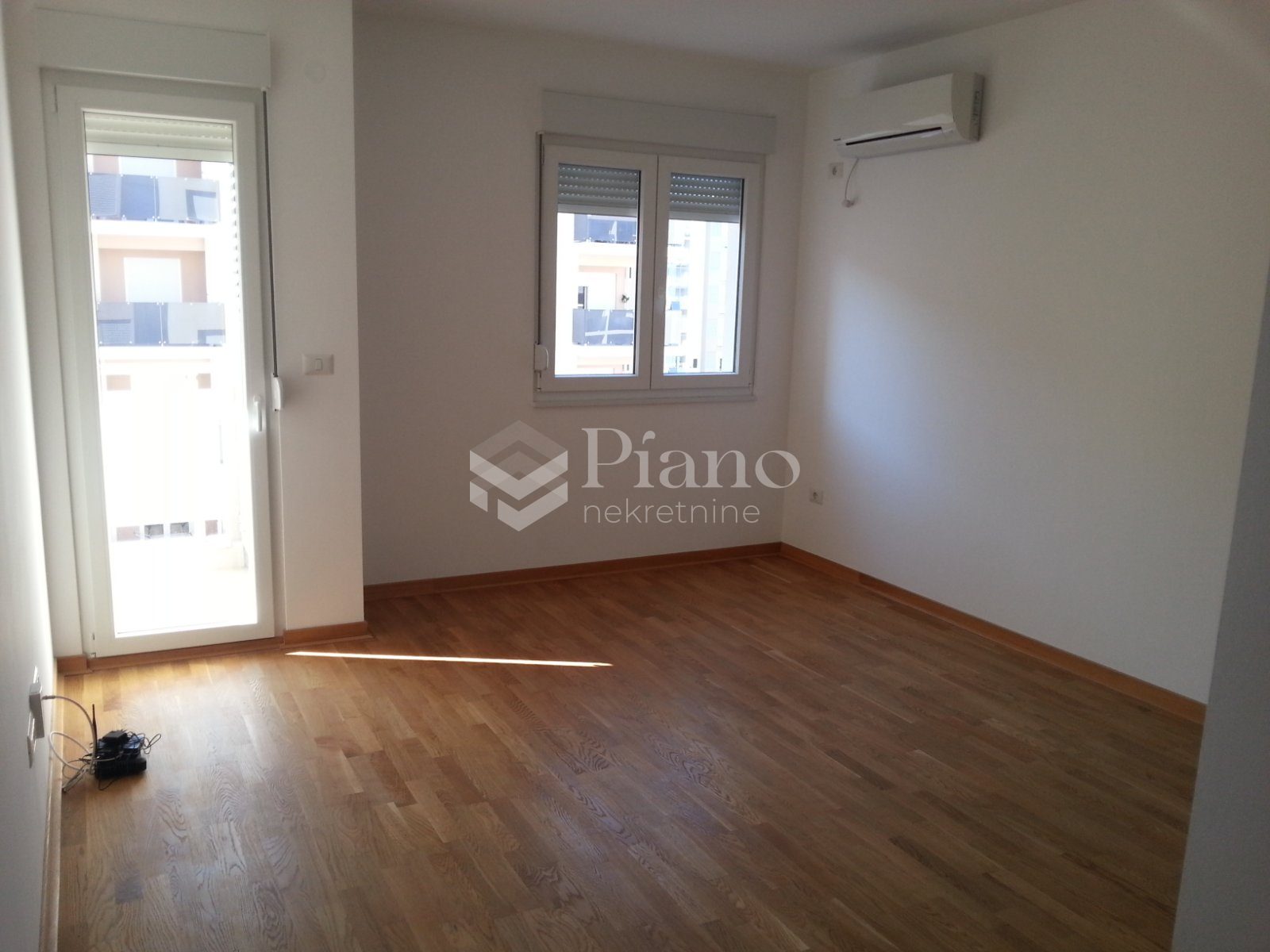 Unfurnished one bedroom apartment in City kvart