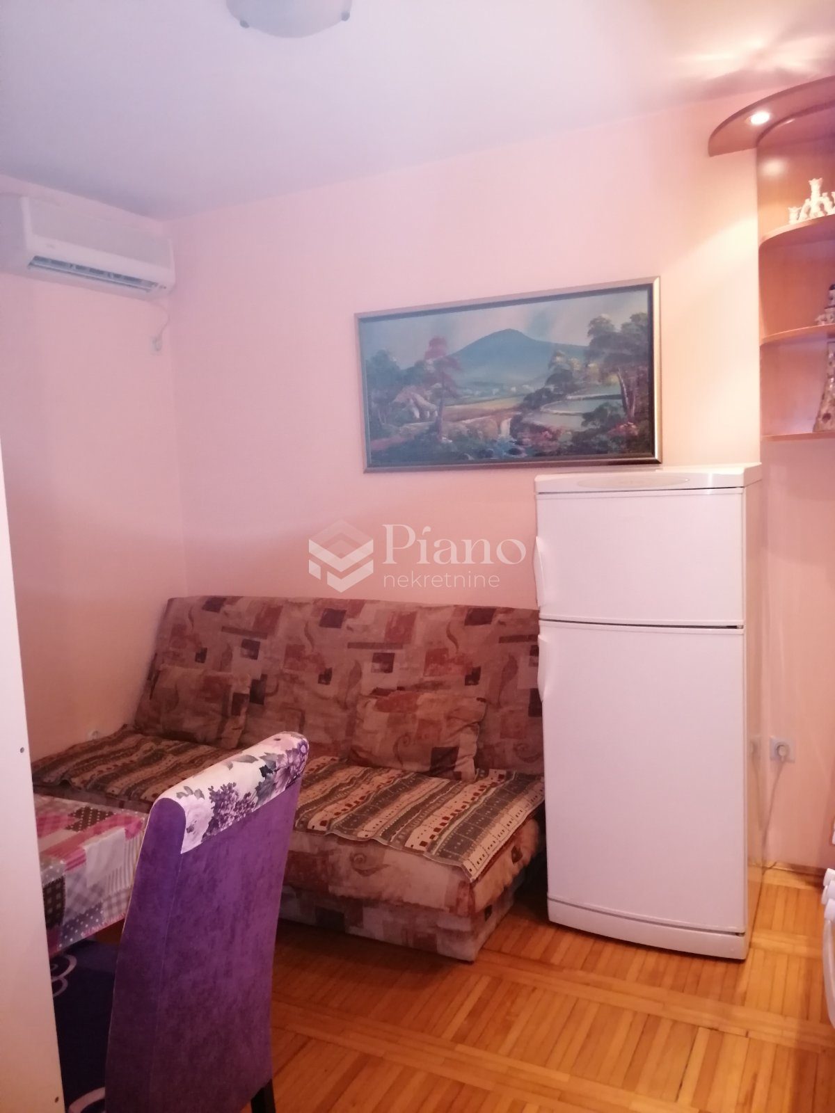 Furnished studio apartment on Stari Aerodrom
