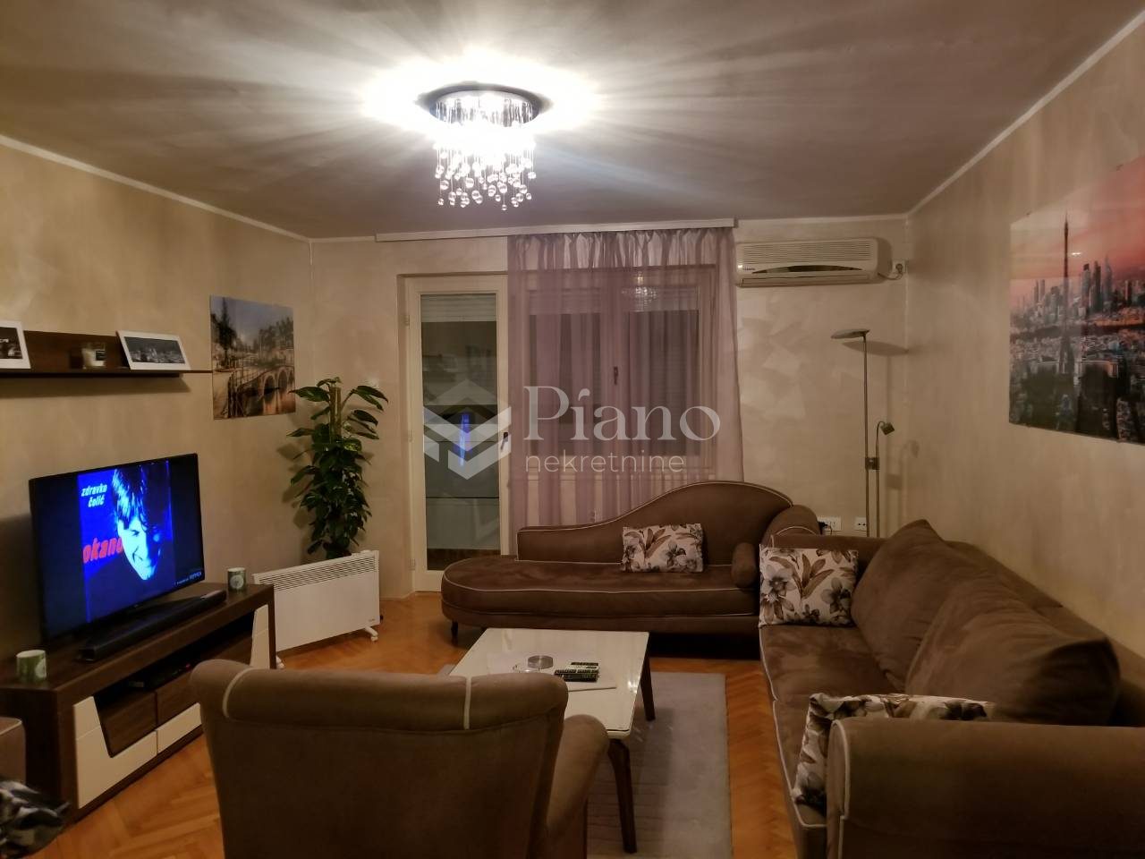 Furnished two bedroom apartment in Lepa Katas building