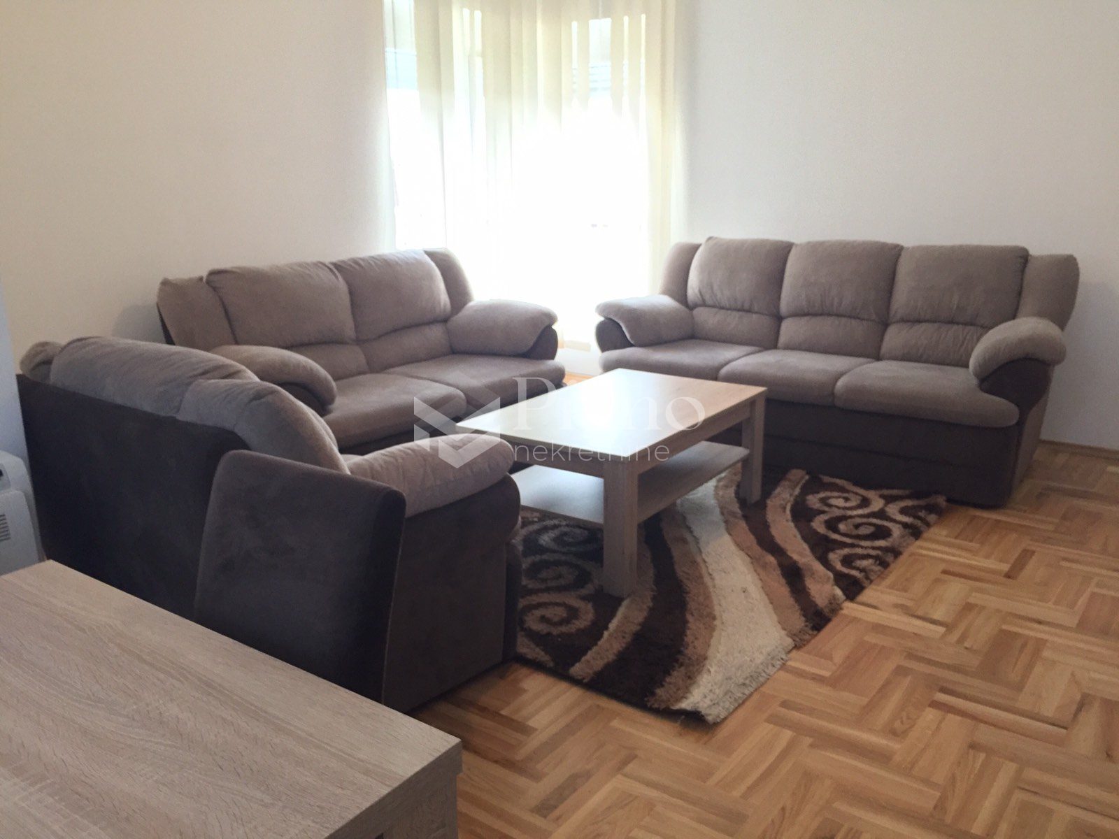 Furnished two-bedrooms apartment in Stari aerodrom