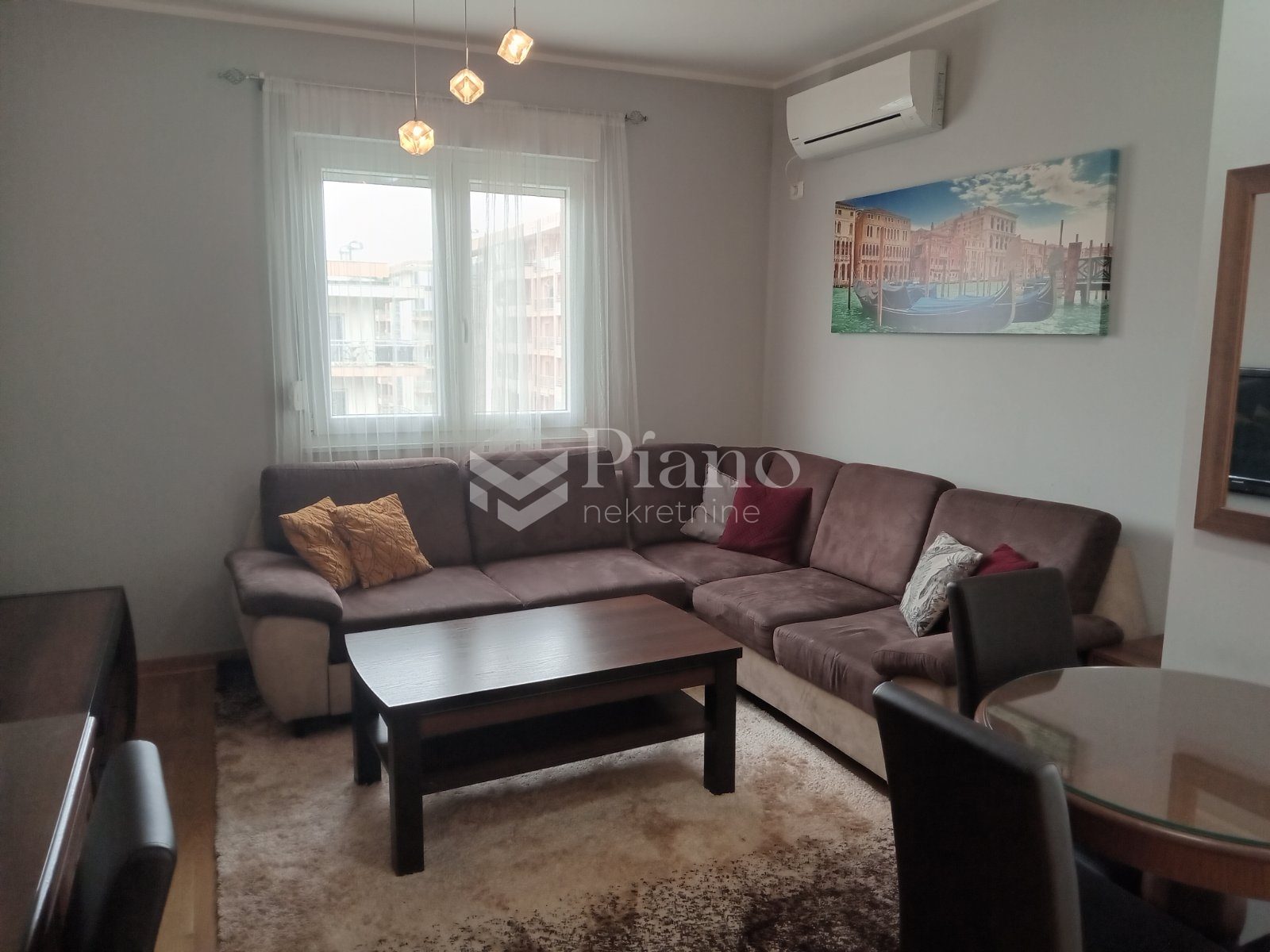 Namješten jednosoban stan u City kvartu