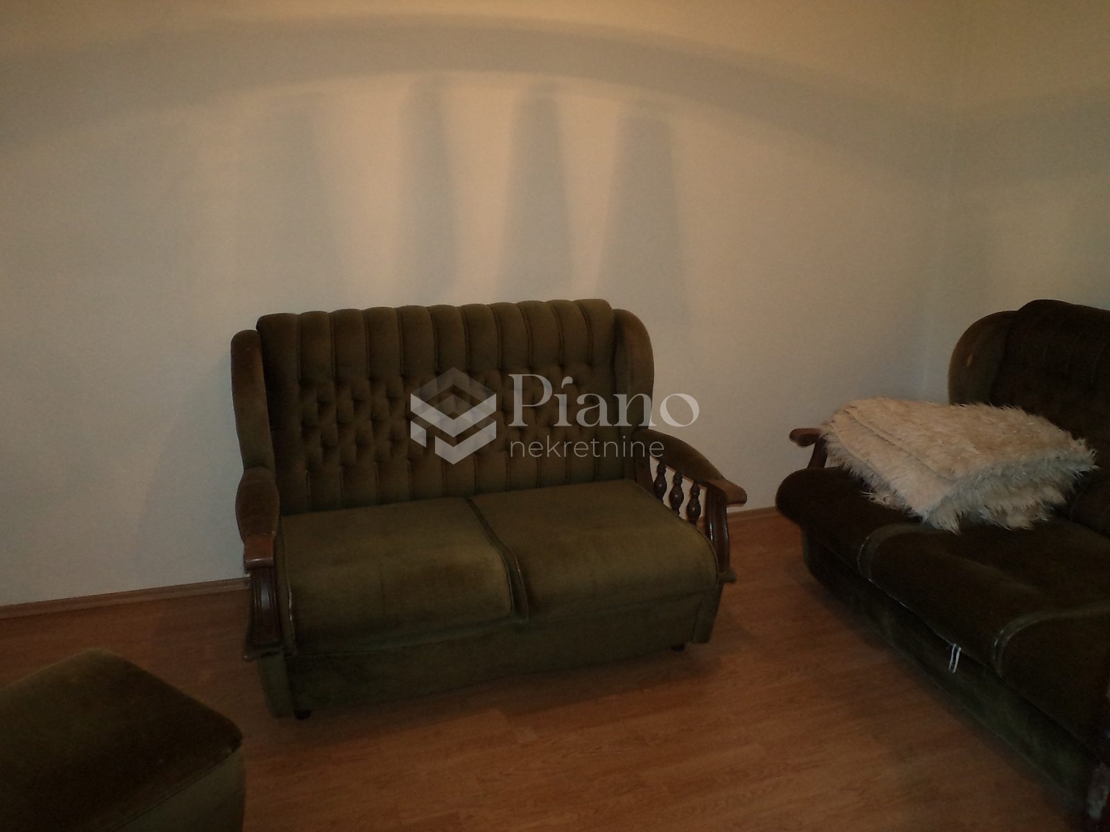 Jednosoban polunamješten stan u Zagoriču