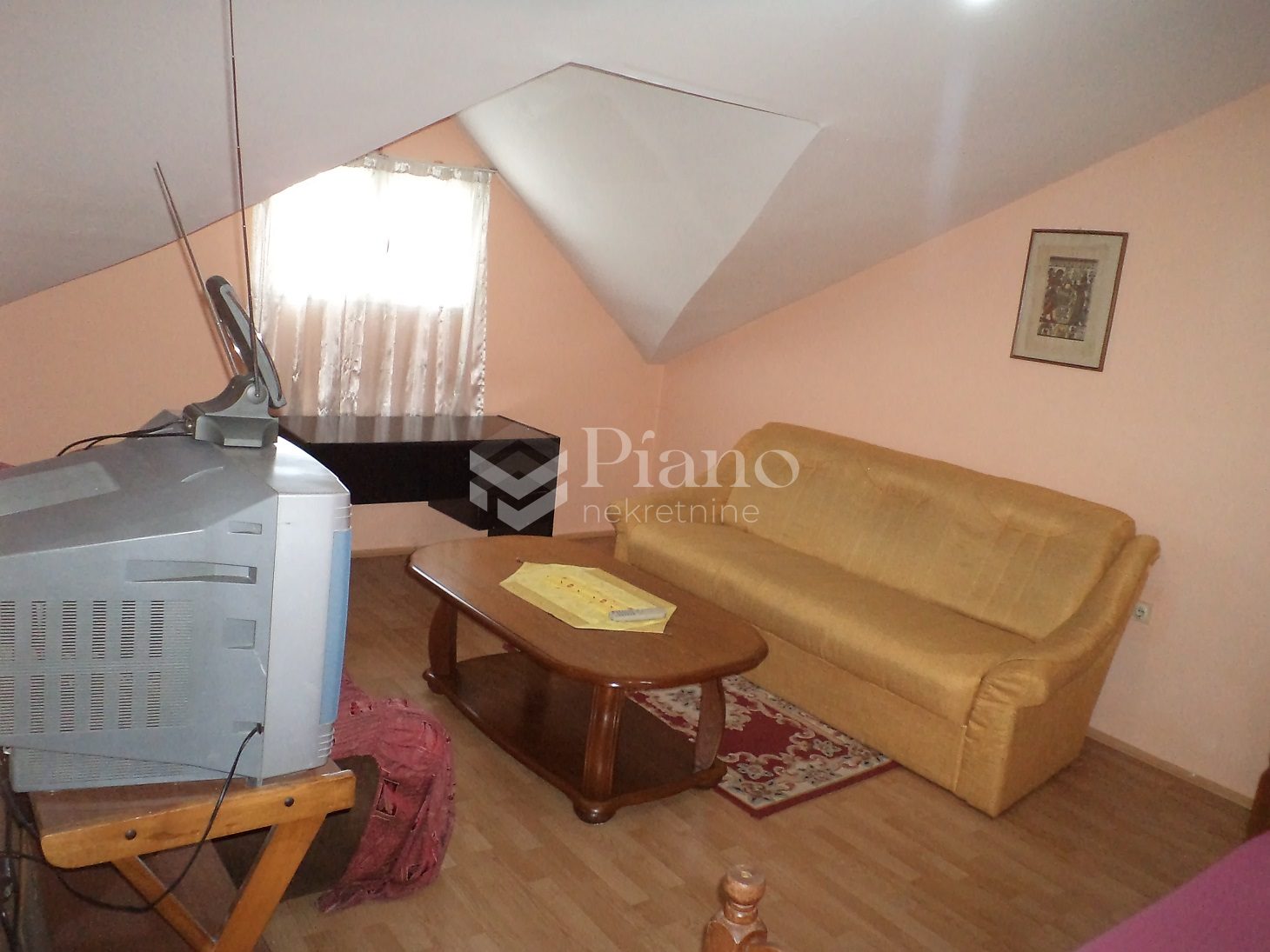 Namještena soba na Zabjelu