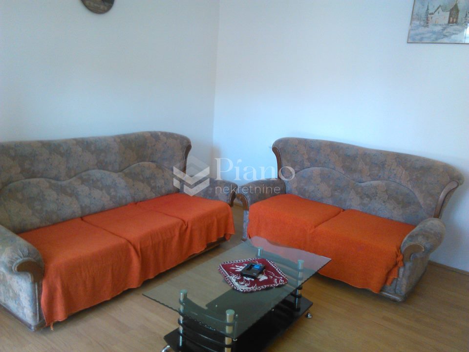 Jednosoban namješten stan, preko Morače 