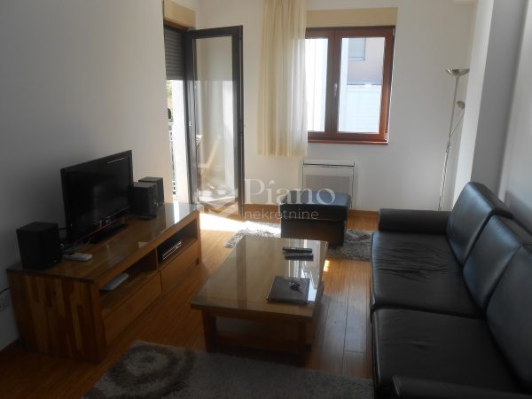 Jednosoban namješten stan,Gorica C