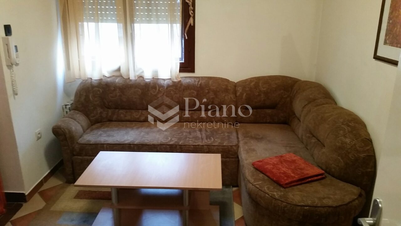 Namještana garsonjera na Starom aerodromu