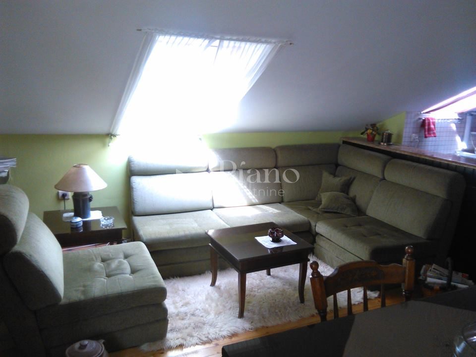 Dvosoban namješten stan u centru