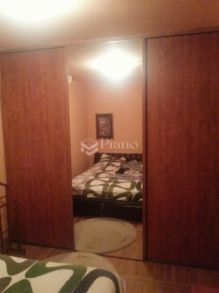 Dvosoban, LUX namješten stan Preko Morače