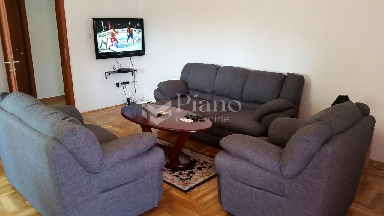 Dvosoban namješten stan iza Delte