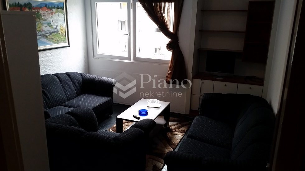 Jednosoban namješten stan, Zabjelo