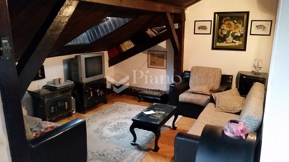 Dvosoban namješten stan, centar