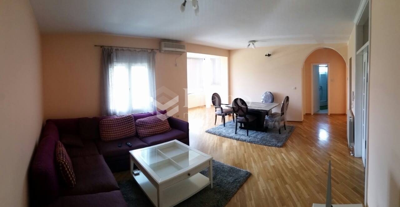 Trosoban namješten stan kod Vezirovog mosta 